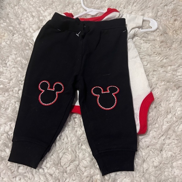 50%off w♥️ Disney Baby Mickey Mouse Set 0-3m - Picture 2 of 4